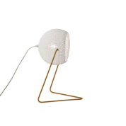 настольный светильник с полусферическим рельефным абажуром на бронзовой подставке