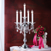 настольная лампа с пятью свечеподобными рожками и хрустальными декоративными подвесами