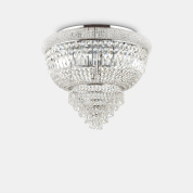 потолочный светильник с хромированным корпусом и несколькими источниками света