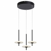 подвесной светильник с круглыми плафонами на золотистой арматуре