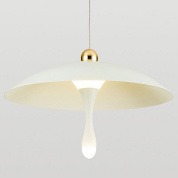 подвесной светильник с куполообразным плафоном кремового цвета