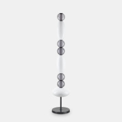 торшер с вертикальными модулями белого цвета