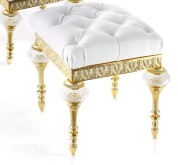 банкетка с мягким капитоне-сиденьем на резных ножках