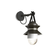 уличный настенный светильник с плафоном в виде фонаря