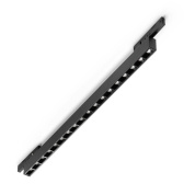 трековый линейный светильник с вытянутым металлическим корпусом и несколькими источниками света