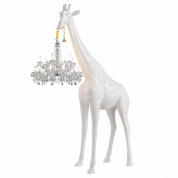 19001WH Qeeboo Giraffe уличный торшер в форме жирафа с декоративной люстрой белого цвета