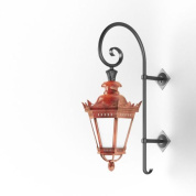 настенный уличный светильник с медным корпусом и стеклянным плафоном на кронштейне