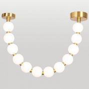 подвесной светильник с дугообразной композицией из шарообразных плафонов