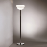 торшер с хромированной стойкой и матовым плафоном