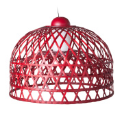 подвесной светильник с купольным плетёным абажуром красного цвета