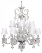 подвесная люстра с тканевыми абажурами и стеклянными подвесками