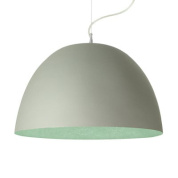 подвесная люстра с крупным купольным плафоном и зелёной внутренней поверхностью