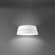 подвесной светильник цилиндрической формы из белого стекла