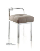 табурет для ванной с мягким сиденьем на металлических опорах