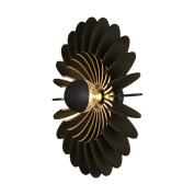 настенное бра из дерева тёмного цвета с радиальной формой корпуса, защита IP20