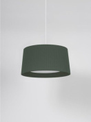 подвесной светильник с цилиндрическим абажуром зелёного цвета из текстиля
