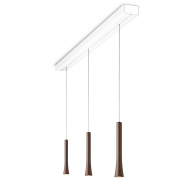 подвесной светильник с линейным корпусом и тройными подвесами