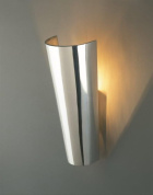 настенное бра увеличенного формата с изогнутым алюминиевым корпусом и двунаправленным светом