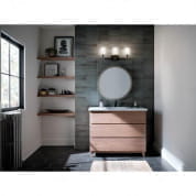 настенный светильник с матовым стеклом в черной рамке