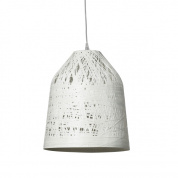 уличная люстра с крупным металлическим куполом