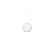 2483-0100 Luna Design House Stockholm Небольшой шарообразный подвесной светильник белого цвета