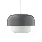 подвесной светильник с серым куполообразным плафоном и белой вставкой