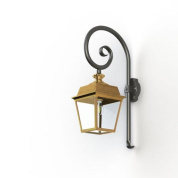 настенное бра с фонарным плафоном из латуни на фигурном кронштейне