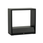 уличный настенный светильник в прямоугольном корпусе с направленным вниз светом