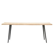 обеденный стол прямоугольный из светлого дерева на металлическом основании