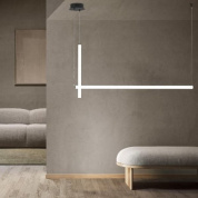 подвесной линейный светильник с вытянутым корпусом черного цвета