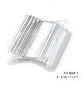 мыльница из прозрачного стекла с изогнутой рельефной формой