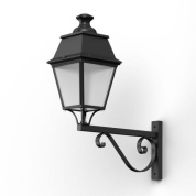 настенный уличный фонарь с прозрачным плафоном и кованым кронштейном