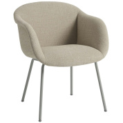 мягкое кресло серое на деревянных ножках