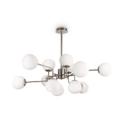 люстра с множеством стеклянных плафонов в никелевом цвете