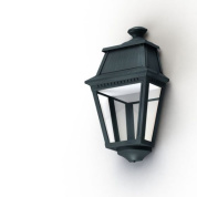 настенный уличный светильник с патинированным корпусом