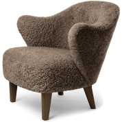 71138-004278 Audo Copenhagen Ingeborg Кресло для отдыха, овчина Сахара / тёмный мореный дуб