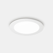 встраиваемый потолочный светильник круглой формы с равномерным рассеиванием света