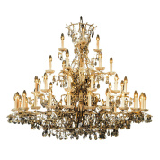 крупная многорожковая подвесная люстра с каскадом хрустальных подвесок и золотой арматурой