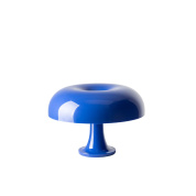 настольный светильник с полусферическим плафоном синего оттенка