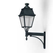 настенный уличный фонарь с прозрачным плафоном и корпусом цвета вердигрис