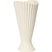 Ваза Fountain Ferm Living 1104269917 молочно-белый