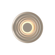 настенный светильник с круглыми концентрическими кольцами и мягким рассеянным светом