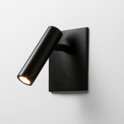 настенный светильник для чтения с поворотной головкой на квадратном основании чёрный