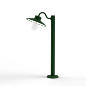 садовый светильник на опоре темно-зеленого оттенка