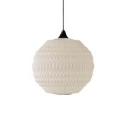 подвесной светильник шарообразной формы с рельефным плафоном из матового пластика