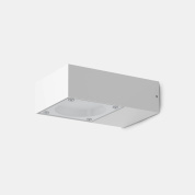 уличный настенный светильник белого цвета с горизонтальным свечением