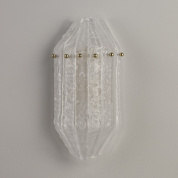 настенный светильник с гранёным плафоном в виде кристалла