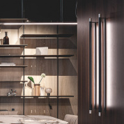 настенный линейный светильник с двумя параллельными рассеивателями