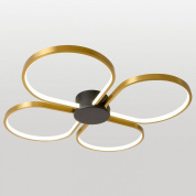 потолочная люстра с четырьмя кольцевыми контурами золотого цвета