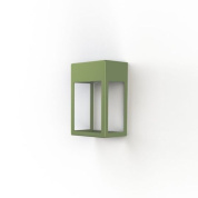уличный настенный светильник прямоугольной формы зелёного цвета
